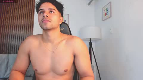 Liam Collins online show from October 21, 2025, 11:44 am