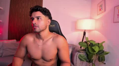 Liam Collins online show from May 8, 2026, 12:10 pm