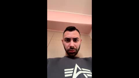 Snapshot of liam_daniel chatting on February 23, 2025, 9:11 am Liam online show from February 23, 2025, 9:11 am