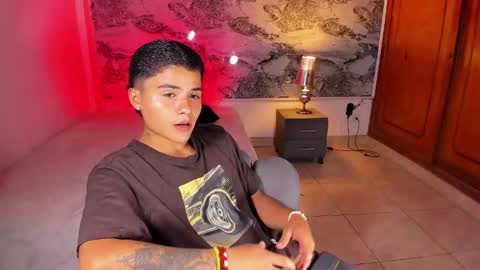 Snapshot of liam_dustin chatting on May 15, 2026, 11:12 pm Liam online show from May 15, 2026, 11:12 pm