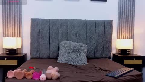 Liam forest  online show from September 13, 2025, 4:45 am