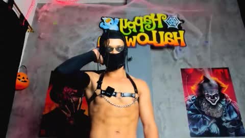 liam_knight online show from November 1, 2025, 1:51 am