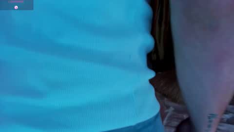 Snapshot of liam_oficial chatting on October 5, 2025, 4:00 am liam online show from October 5, 2025, 4:00 am