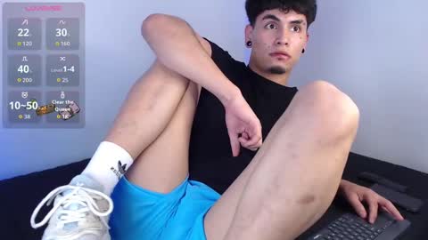 Snapshot of liam_ruiz_ chatting on September 17, 2025, 4:25 am Liam online show from September 17, 2025, 4:25 am