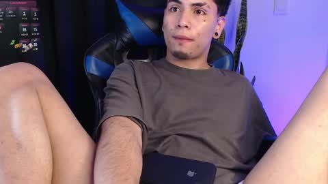 Snapshot of liam_ruiz_ chatting on October 5, 2025, 5:50 am Liam online show from October 5, 2025, 5:50 am