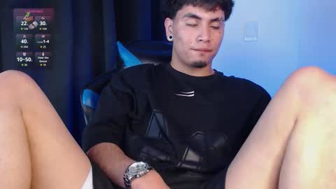 Liam online show from November 25, 2025, 12:32 am