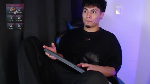 Liam online show from December 15, 2025, 3:55 am