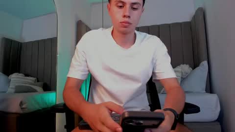 liam_salvatore online show from May 2, 2026, 6:35 pm