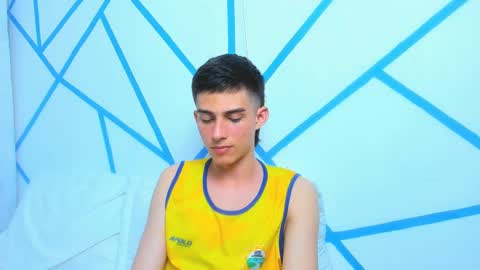 liam_scott7 online show from December 12, 2024, 12:38 am