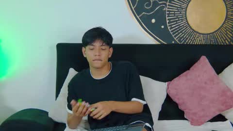 Liam online show from February 20, 2026, 8:20 pm