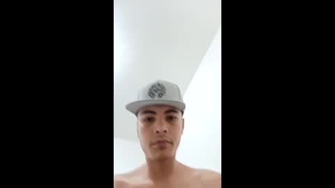 liam_smith00 online show from December 31, 2024, 7:18 pm