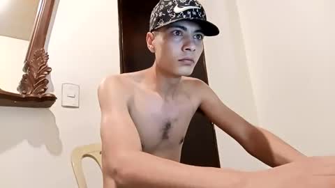 liam_smith00 online show from February 27, 2025, 4:41 am