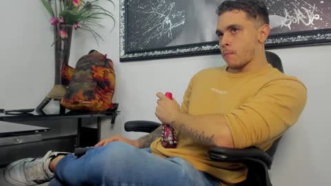 Liam online show from December 27, 2024, 12:50 am