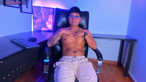 Liam Cruz online show from September 12, 2025, 7:47 pm
