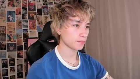 Snapshot of liamelf chatting on April 28, 2026, 5:34 am Liam online show from April 28, 2026, 5:34 am