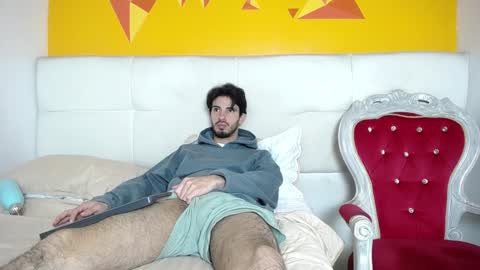 LiamLuxe online show from December 27, 2024, 12:34 pm