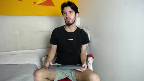 LiamLuxe online show from January 7, 2025, 11:58 am