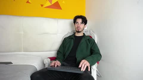 LiamLuxe online show from January 14, 2025, 12:14 pm