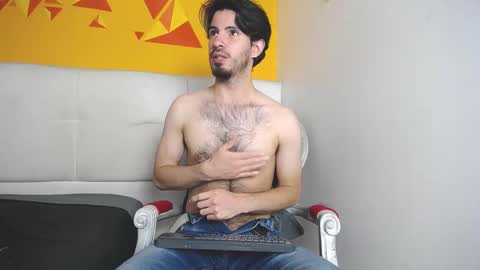 LiamLuxe online show from February 13, 2025, 4:07 pm