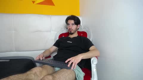 LiamLuxe online show from February 15, 2025, 3:39 pm