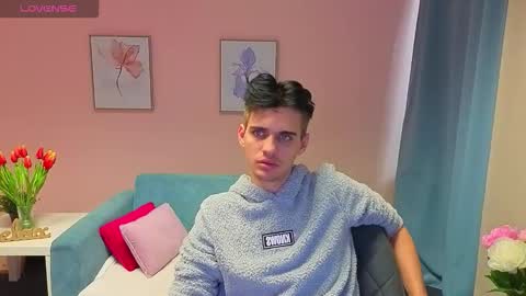 liammerci online show from November 10, 2025, 12:26 pm