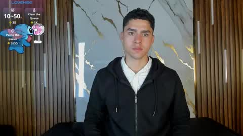 Liam online show from November 20, 2025, 11:54 am