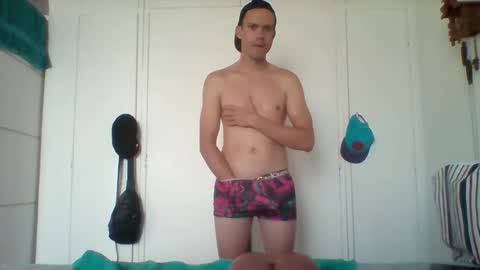 LiamRose online show from April 12, 2026, 6:18 am