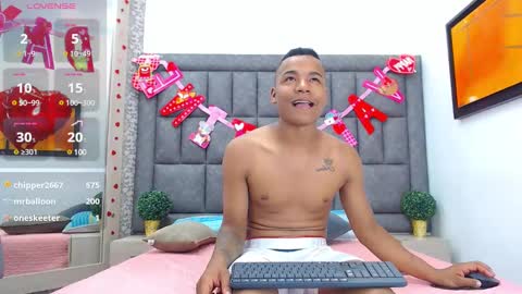 liamsyallisson online show from February 17, 2025, 9:30 pm
