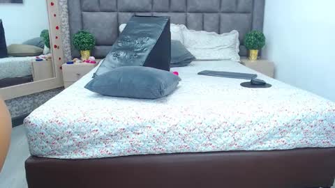 liamsyallisson online show from March 10, 2025, 7:29 pm