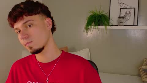 Snapshot of liamthunder05_ chatting on October 7, 2025, 7:33 pm Liam Thunder online show from October 7, 2025, 7:33 pm