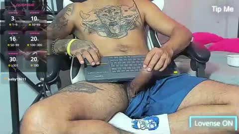 Snapshot of liamtrevor chatting on February 10, 2025, 10:19 pm liamtrevor online show from February 10, 2025, 10:19 pm