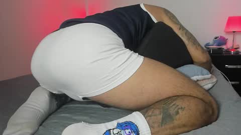 Snapshot of liamtrevor chatting on October 21, 2025, 12:11 am liamtrevor online show from October 21, 2025, 12:11 am