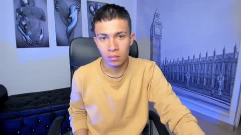 Snapshot of liamwoker chatting on December 4, 2024, 3:59 am Liam online show from December 4, 2024, 3:59 am