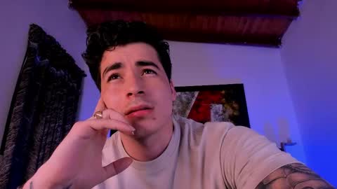 liamwyatt_ online show from May 16, 2026, 3:25 am