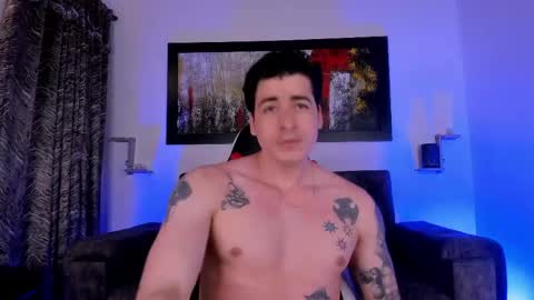 liamwyatt_ online show from May 20, 2026, 3:24 am