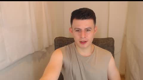 lian_eathan online show from January 9, 2026, 10:00 pm