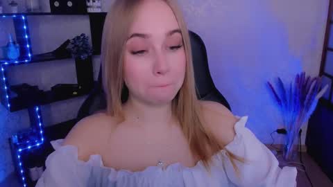 Liana online show from January 26, 2025, 2:03 am