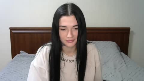 liana_diva online show from December 8, 2024, 6:39 pm