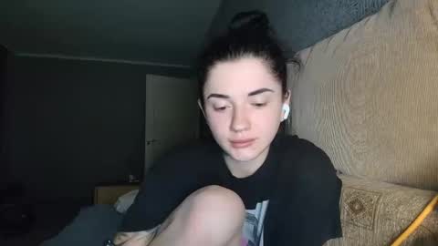 liana_diva online show from March 6, 2026, 4:25 pm