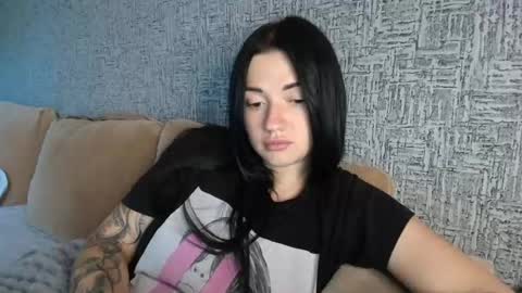 liana_diva online show from June 24, 2026, 11:31 am