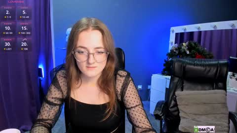 Little Liana  online show from February 3, 2025, 3:38 pm