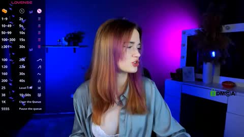Little Liana  online show from September 13, 2025, 7:02 pm
