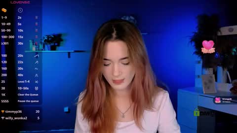 Snapshot of liana_kisses chatting on October 9, 2025, 7:23 pm Little Liana online show from October 9, 2025, 7:23 pm