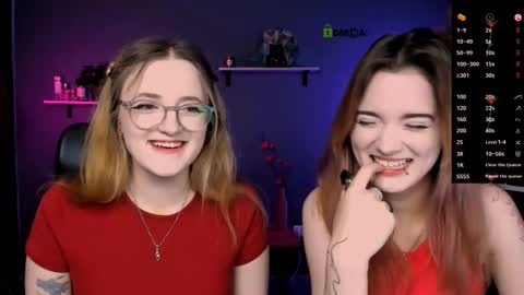 Snapshot of liana_kisses chatting on October 15, 2025, 9:20 am Little Liana online show from October 15, 2025, 9:20 am