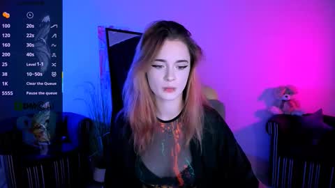 Snapshot of liana_kisses chatting on October 18, 2025, 7:03 pm Little Liana online show from October 18, 2025, 7:03 pm