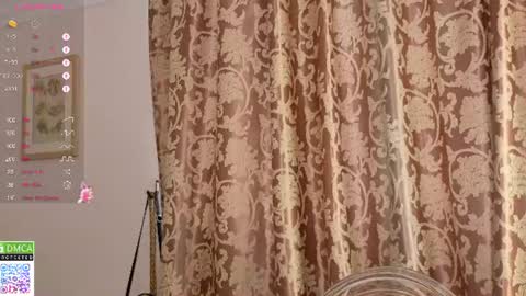 Snapshot of liane_bennet chatting on June 11, 2026, 8:01 am Sofia online show from June 11, 2026, 8:01 am
