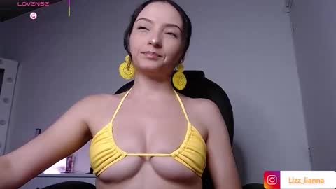 Snapshot of lianna_hot chatting on September 13, 2025, 4:45 am --- buy my content naughty in my  bio-  online show from September 13, 2025, 4:45 am