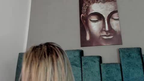 Snapshot of liannaa_ chatting on March 5, 2025, 1:21 am Lian online show from March 5, 2025, 1:21 am