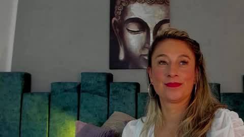 Snapshot of liannaa_ chatting on March 9, 2025, 1:25 am Lian online show from March 9, 2025, 1:25 am