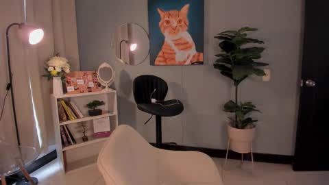 Snapshot of liapearce chatting on February 25, 2026, 1:32 pm Lia online show from February 25, 2026, 1:32 pm